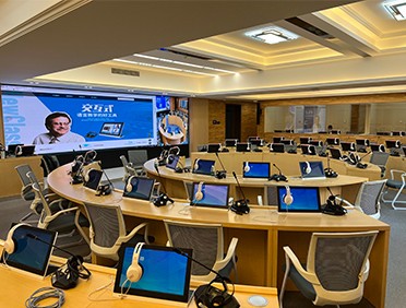 廣東外語外貿(mào)大學(xué)